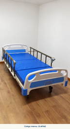 Fotografía real de cama clínica Glomed 23-4P042, fondo limpiado